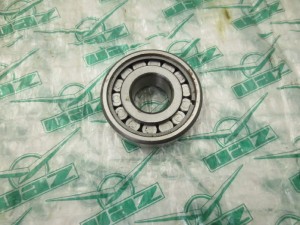 UAZ Łożysko 102304 wałka ataku małe podporowe UAZ (UAZ bearing for [451Đ? -2402041-01]