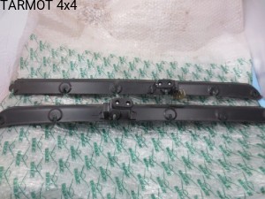 UAZ 469B mocowania plandeki do ramki szyby - para  (UAZ 469B frames for tarp - one pair)