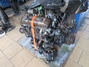 Silnik V8 4,25 l. benzynowy GAZ 66 regenerowany [Engine V8 petrol 4,25 l from GAZ 66 - regenerated