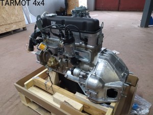 UAZ 469B / UAZ 452 silnik UMZ  2,4 l benzynowy, gażnikowy NOWY (UAZ 2,4 new petrol, carburator engine)