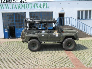 Plandeka UAZ 469B letnia rozpinana ZIELONA lub CZARA (summer tarp for UAZ 469B- green or black)