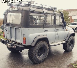 UAZ 469B/ HUNTER nadkola zewnętrzne LAPTER bez wycięcia (UAZ HUNTER wheel arches from LAPTER without body cut)