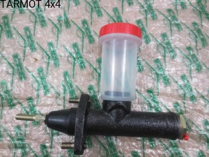 UAZ pompa sprzęgła [Cluch master cylinder]