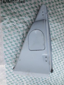 Słupek środkowy LEWY biały (center body part for fuel - left DRIVER SIDE)