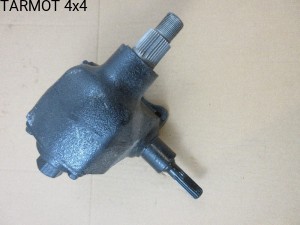 UAZ 469B przekładnia kierownicza bez wspomagania (UAZ 469B steering box without power steering)